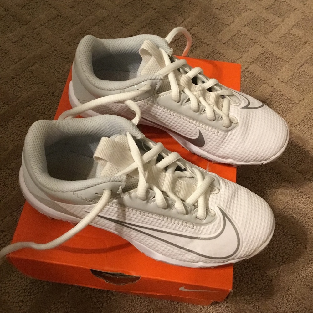 Nike Vapor Edge Shark 2 BG Cleats Little Girls Size 13